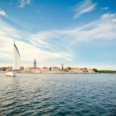 Stana A2+2 For 4 Persons With Balcony And Sea View * Porec