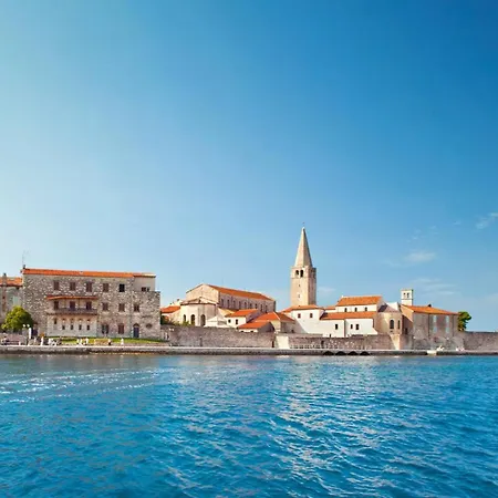 Stana A2+2 For 4 Persons With Balcony And Sea View Apartamento Poreč